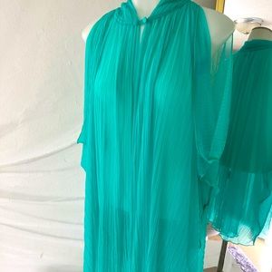 B19 Aqua breezy beach cover up OS